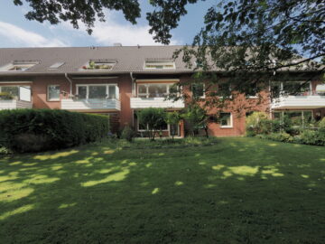 Wohnanlage Balkonseite - 1.ETAGE, SÜD-BALKON * SONNE SATT, SACKGASSE! (Hamburg-Rahlstedt)