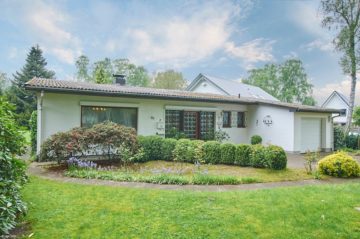 Rückansicht - ++ BUNGALOW AUF PARKÄHNLICHEM GRUNDSTÜCK MIT VIELEN MÖGLICHKEITEN