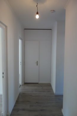 Flur - ++ SONNIGE WOHNUNG IN SACKGASSENLAGE