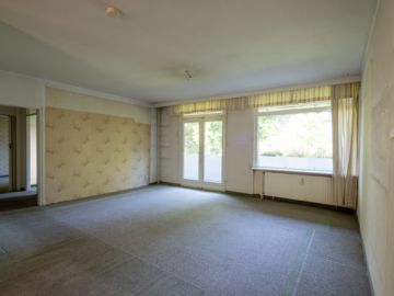 Wohn-/Esszimmer Bild 1 - ALTERSLOSE WOHNIDEE FÜR SENIOREN * BALKON, TG, FAHRSTUHL. (BARGTEHEIDE)