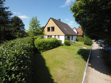 Haus Perspektive - UNEINSEHBAR UND FAST IM ZENTRUM! (EINZELHAUS, BARGTEHEIDE)
