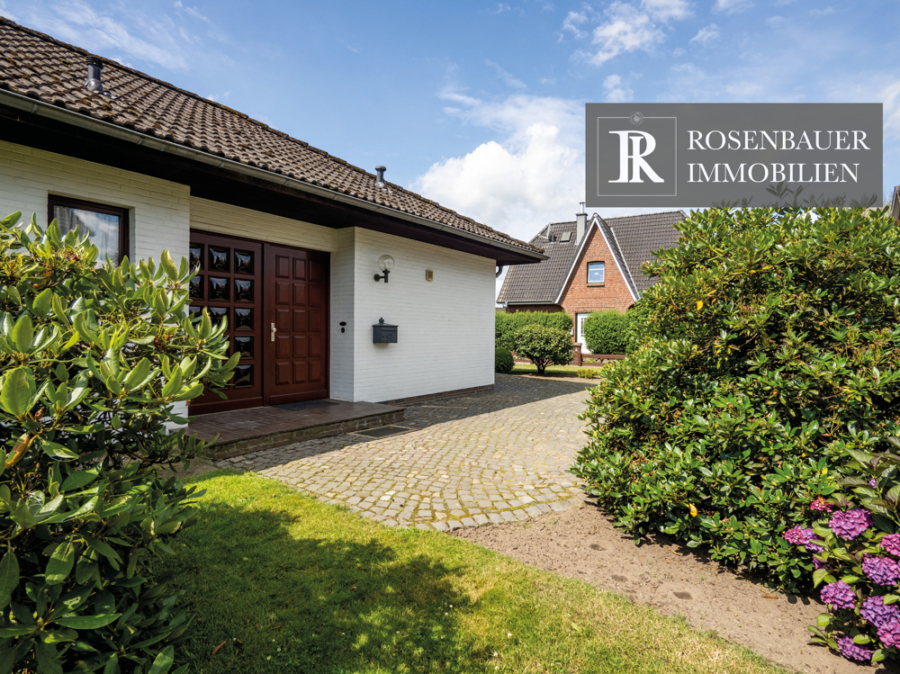 Haus - WOHNEN IN RUHIGER LAGE MIT WOHLFÜHLCHARAKTER – BUNGALOW MIT GROßEM WOHNBEREICH UND SONNIGEM GARTEN