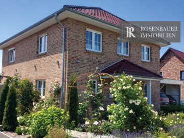 KLAR & PREMIUM-ORIENTIERT: STADTVILLA VON 2017 – 5 ZIMMER, TOP-AUSSTATTUNG, TRAUMGARTEN!, 23909 Ratzeburg, Einfamilienhaus