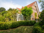 HOCHWERTIGES, GROSSES FRIESENHAUS IN FELDRANDLAGE (BAD OLDESLOE) - Haus Rückseite