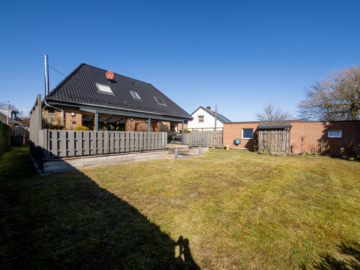 Haus und Garten - FAMILIENGERECHTES EINZELHAUS * MODERNISIERT MIT VOLLKELLER & GARAGE (PÖLITZ)